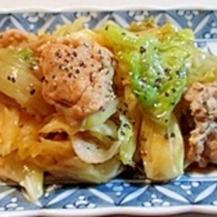 子供も喜ぶ！キャベツとレタスの焼き肉炒め